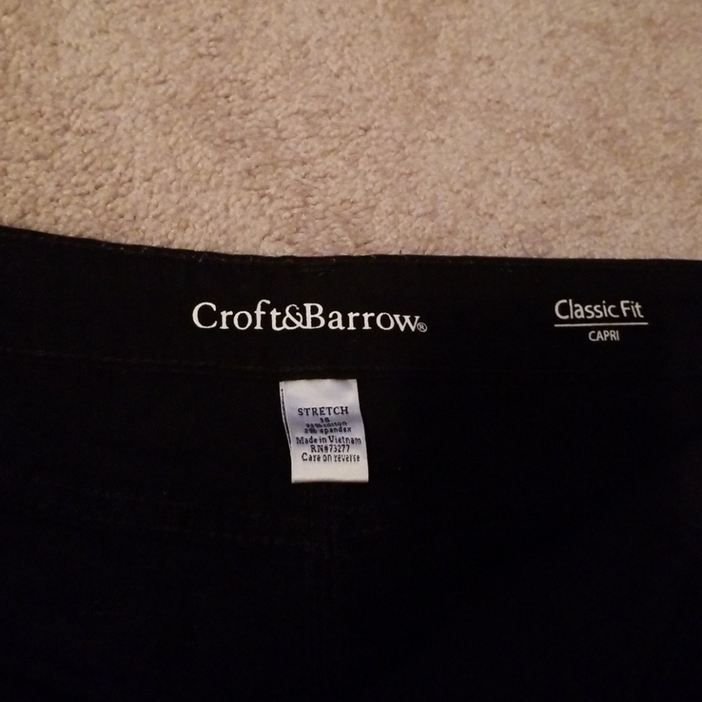 Capri pants